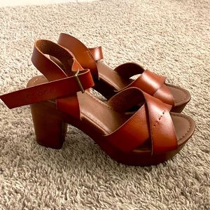Brown faux leather heels
